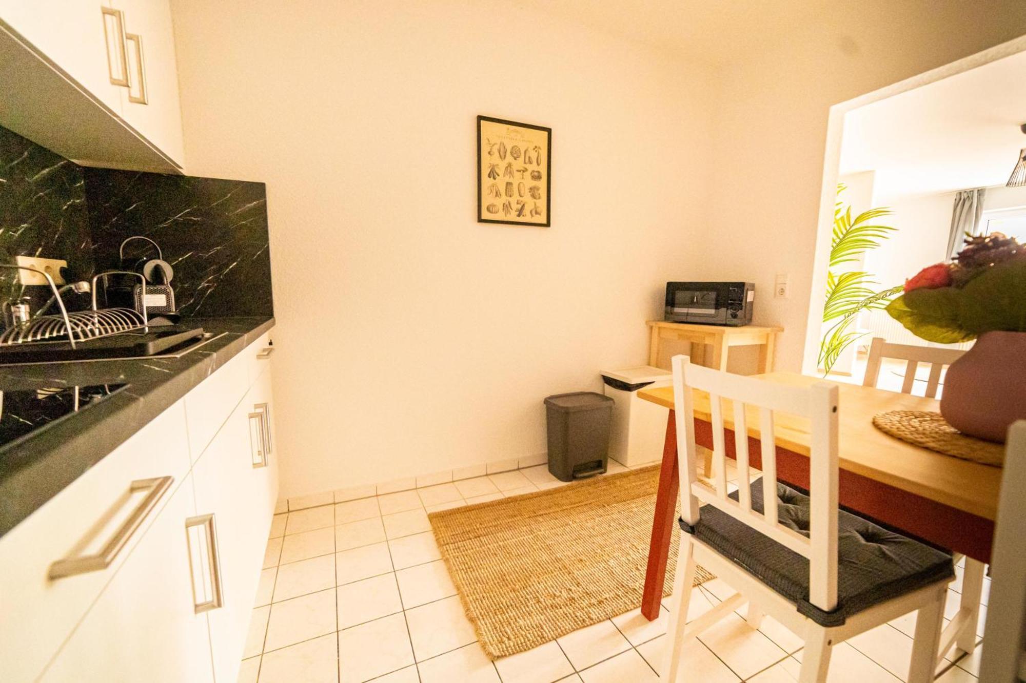 Fullhouse - Eisenach - K70 Apartments - Elevator - Balcony - Smarttv エクステリア 写真