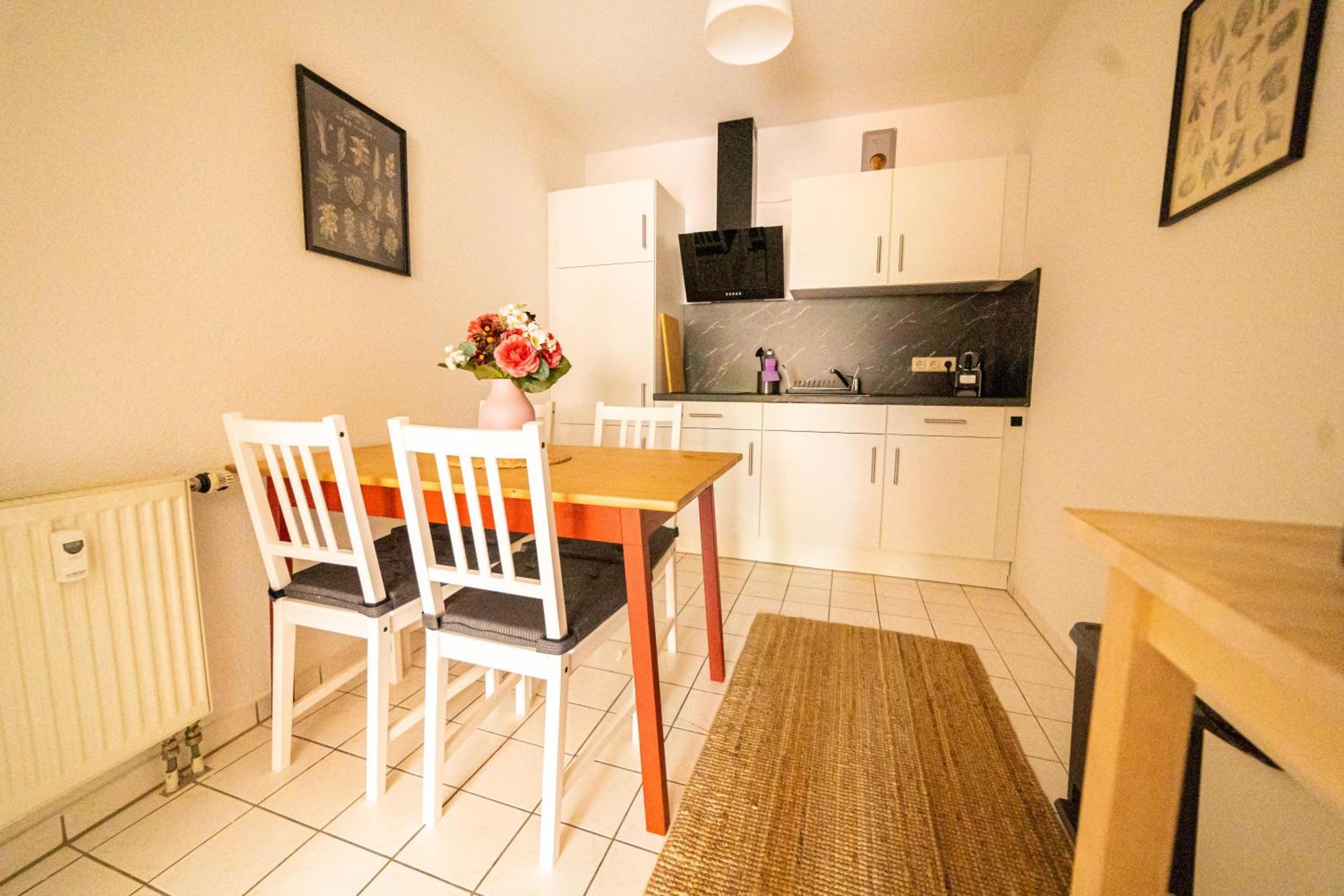 Fullhouse - Eisenach - K70 Apartments - Elevator - Balcony - Smarttv エクステリア 写真